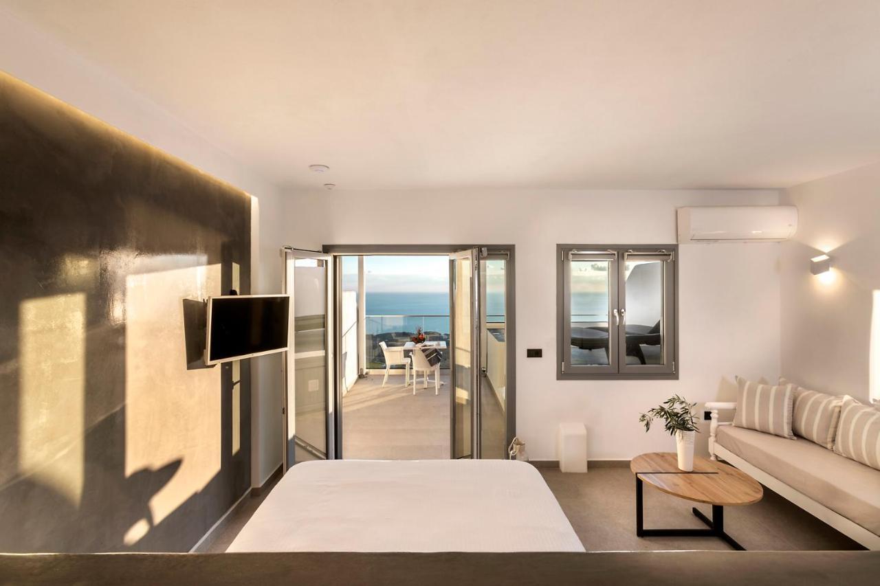 La Estrella 4 Suites With Sea View & 4 Prive Hot Tub Vourvoulos Bagian luar foto