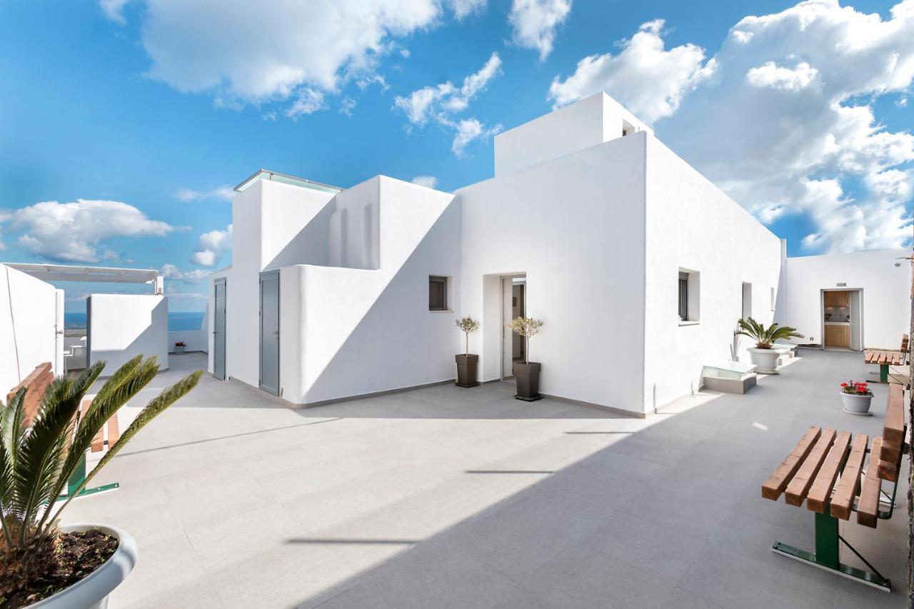 La Estrella 4 Suites With Sea View & 4 Prive Hot Tub Vourvoulos Bagian luar foto